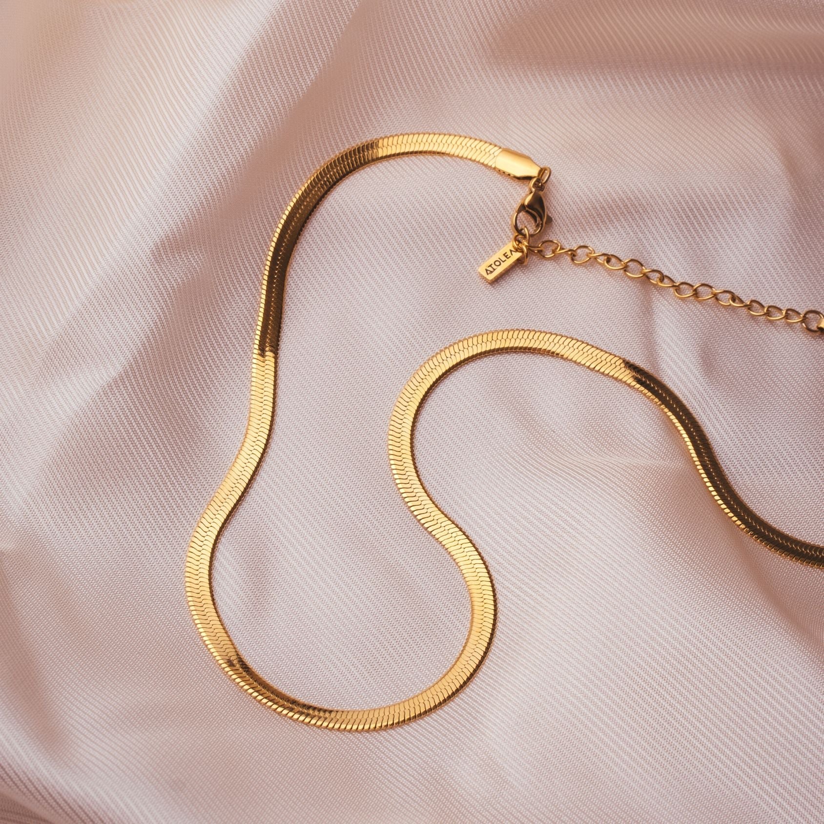 Kauai Herringbone Choker